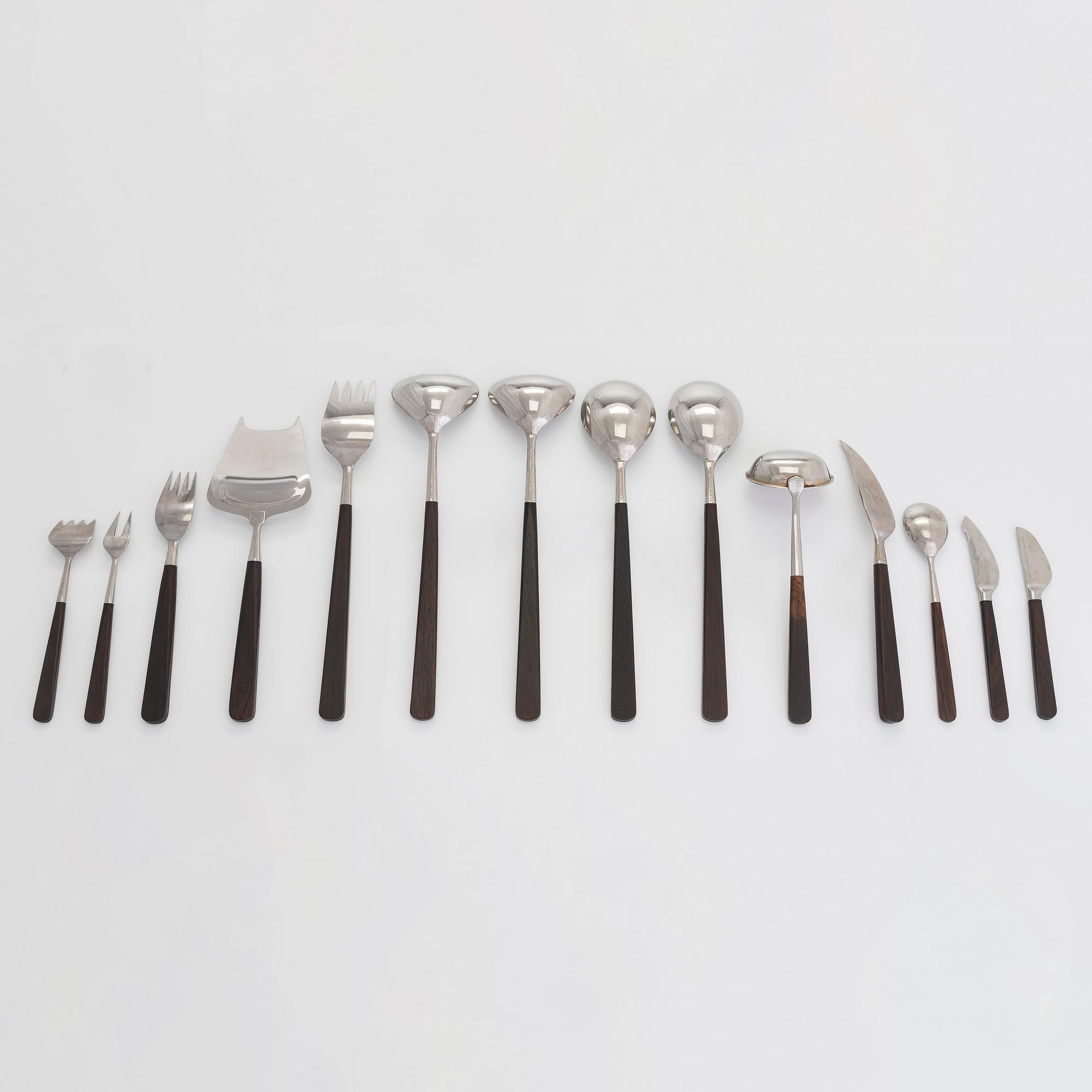 Bertel Gardberg, a 74-piece 'Lion de Luxe' cutlery set, Hackman, Finland, latter half of the 20th century.
