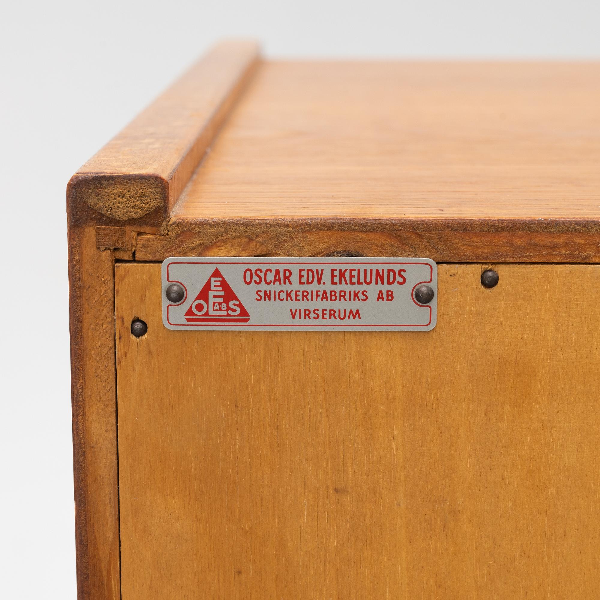 Sideboard, Oscar Edv. Ekelunds Snickerifabriks AB, Virserum, 1950/60-tal.