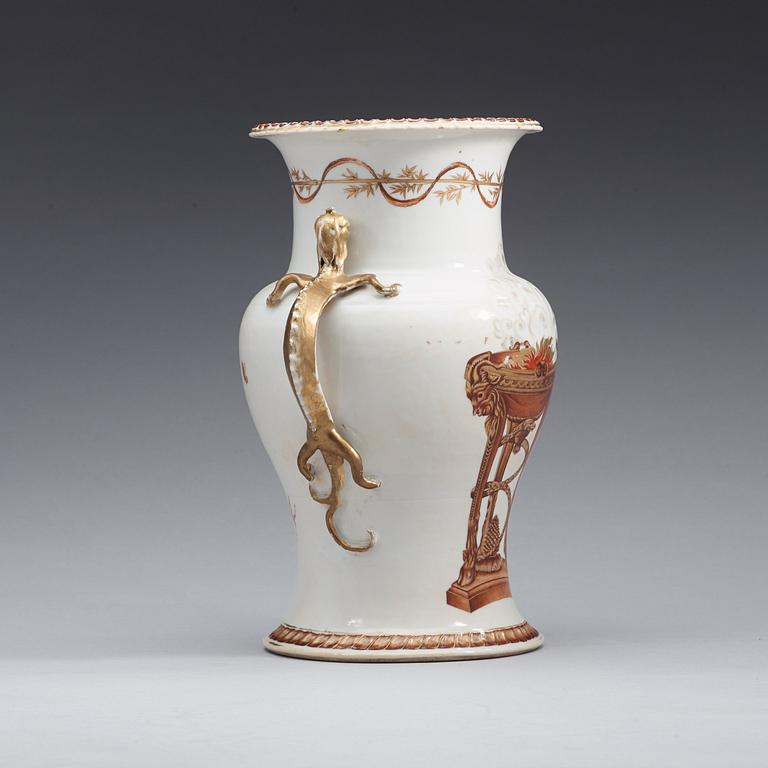 A famille rose vase, Qing dynasty, Jiaqing (1796-1820).