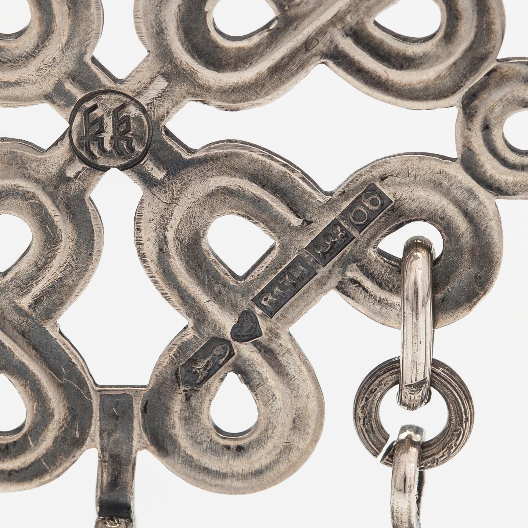 A silver necklace "Karelian ribbon pendant", model 39. Kalevala Koru, Helsinki 1943.