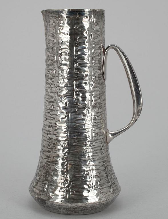 KANNA, sterlingsilver, Tapio Wirkkala, Hopeakeskus, Tavastehus Finland 1970. Vikt ca 793,5 g.