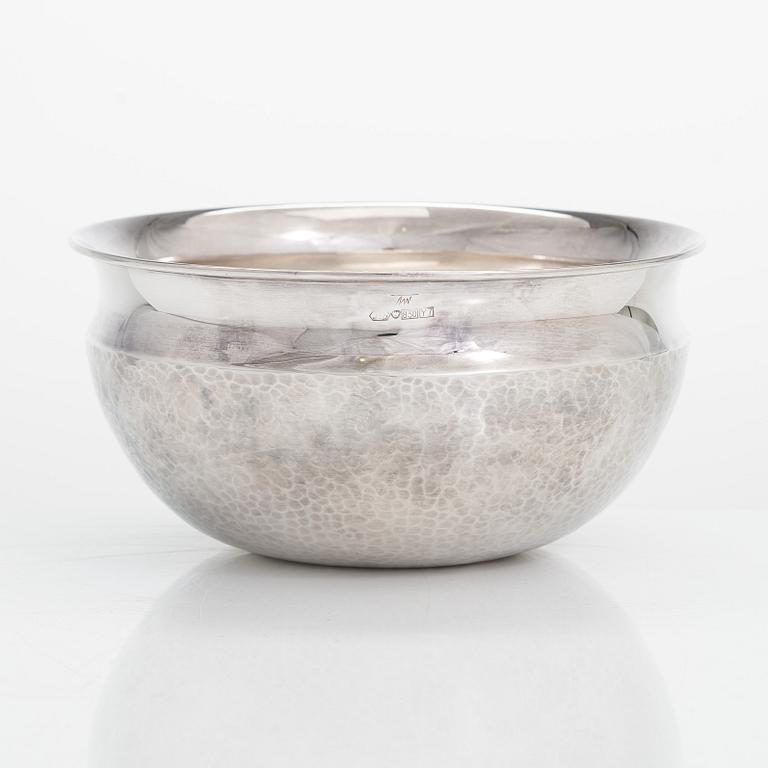 Tapio Wirkkala, a silver bowl, model TW 341, Hämeenlinna, Finland 1976. Design year 1966.