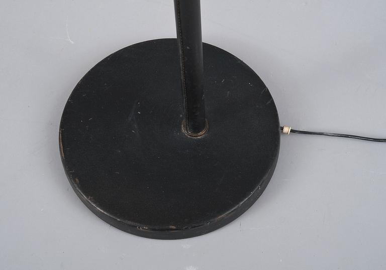 Alvar Aalto, GOLVLAMPA, A 805.