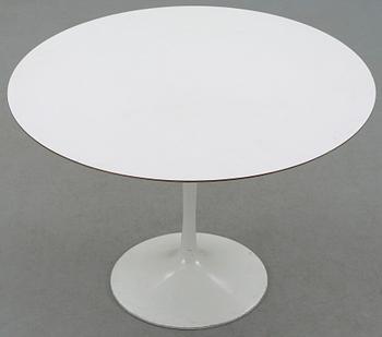 BORD, "Tulip" Eero Saarinen, Knoll International, 1900-talets mitt.