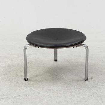 Poul Kjaerholm, pall, PK-33, Fritz Hansen, Danmark, 2000-tal.