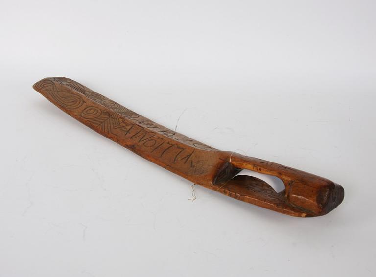 KLAPPTRÄ, dat 1771.