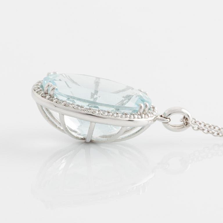 Pendant with oval aquamarine and brilliant-cut diamonds, with chain.