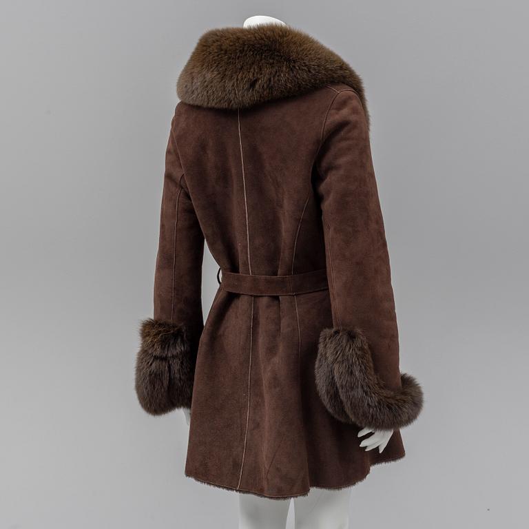 AMORESS, a 'Betty' merinolamb's coat, app S.