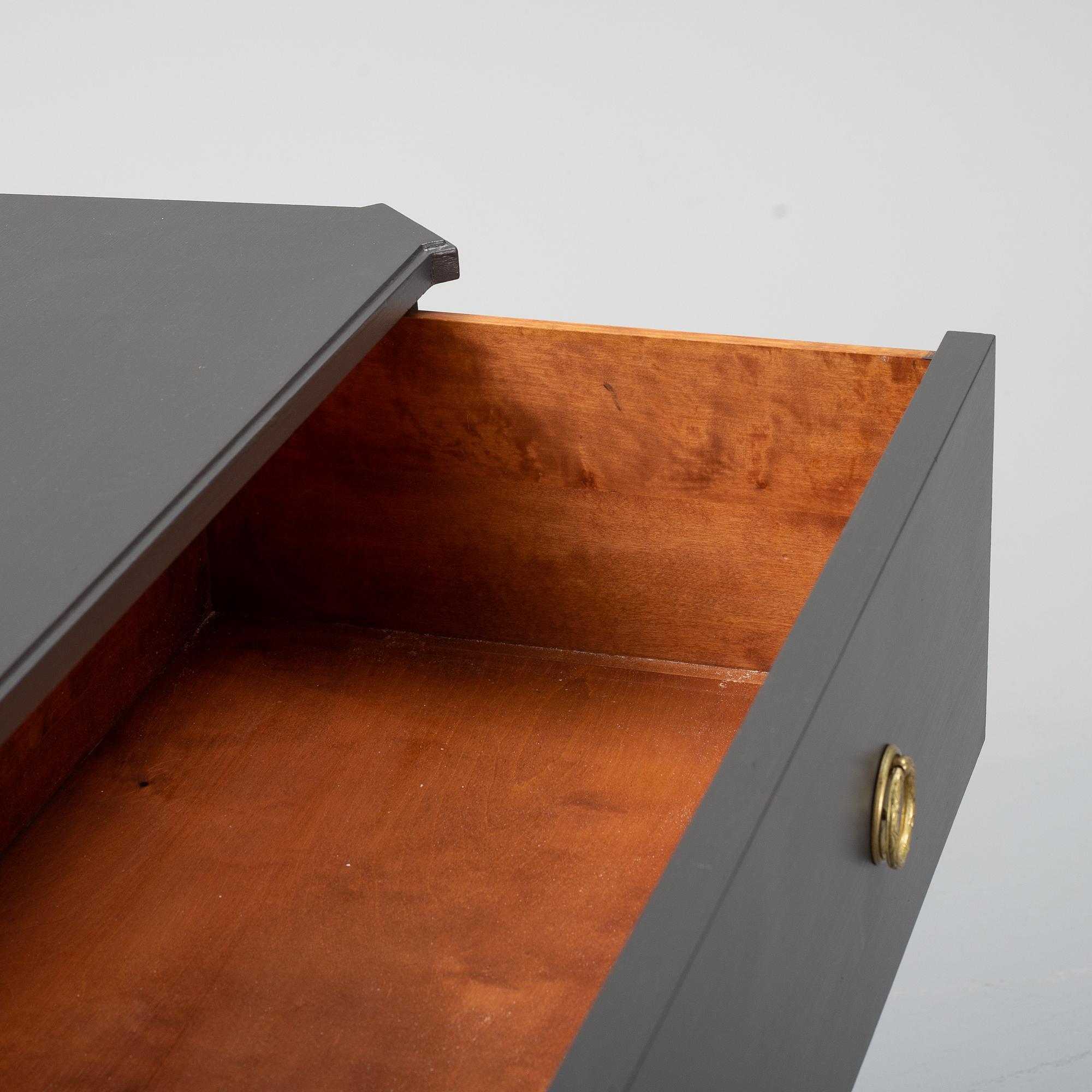 A chest of drawers from the first half of the 20th century.