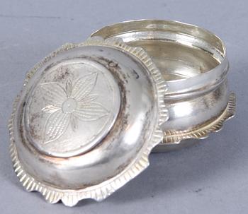 KYRKDOSA, silver, 1800-tal. 22 gram.