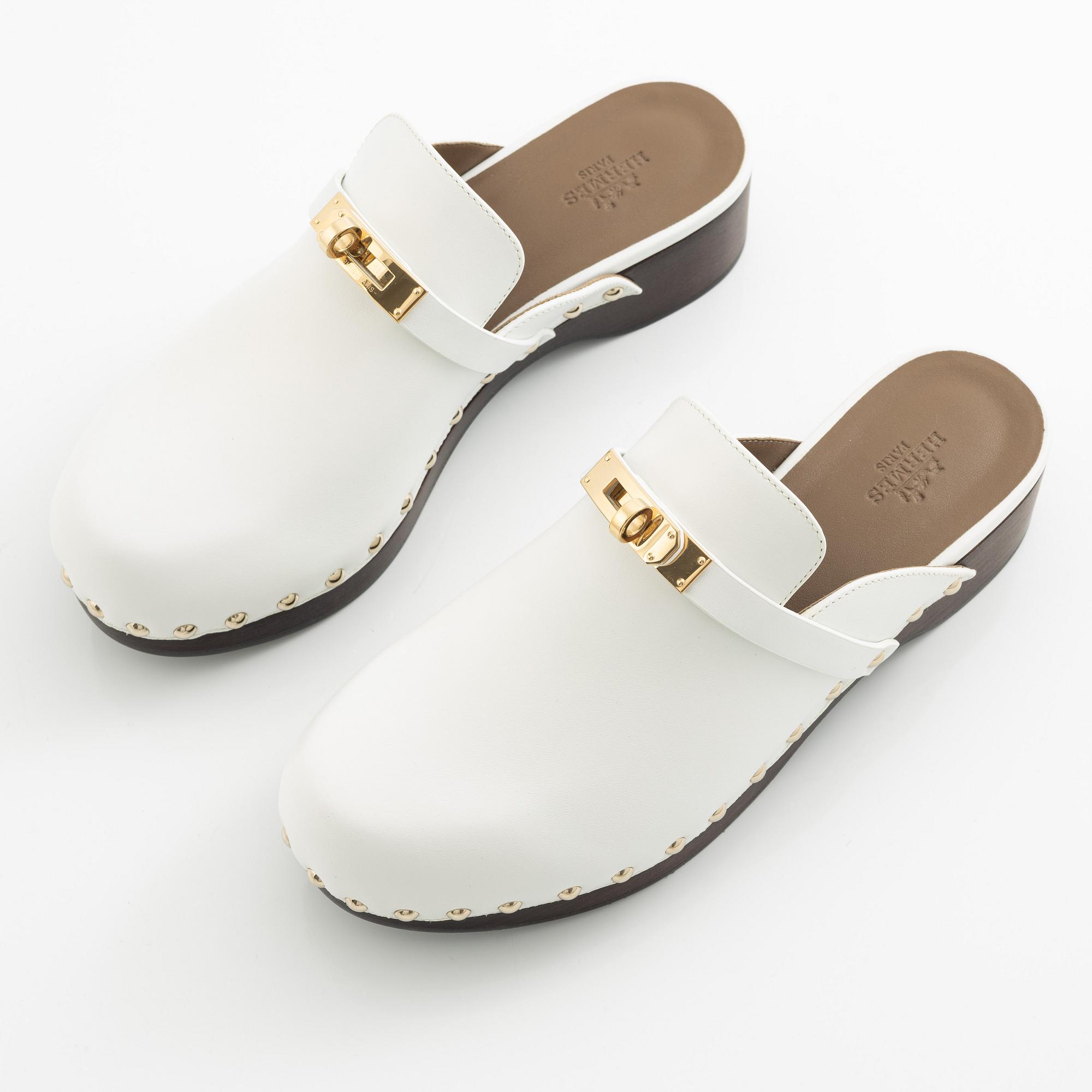 Hermès, "Carlotta Mules", size 37.