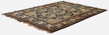 An antique Qashqai rug, South Persia, c. 189 x 142 cm.
