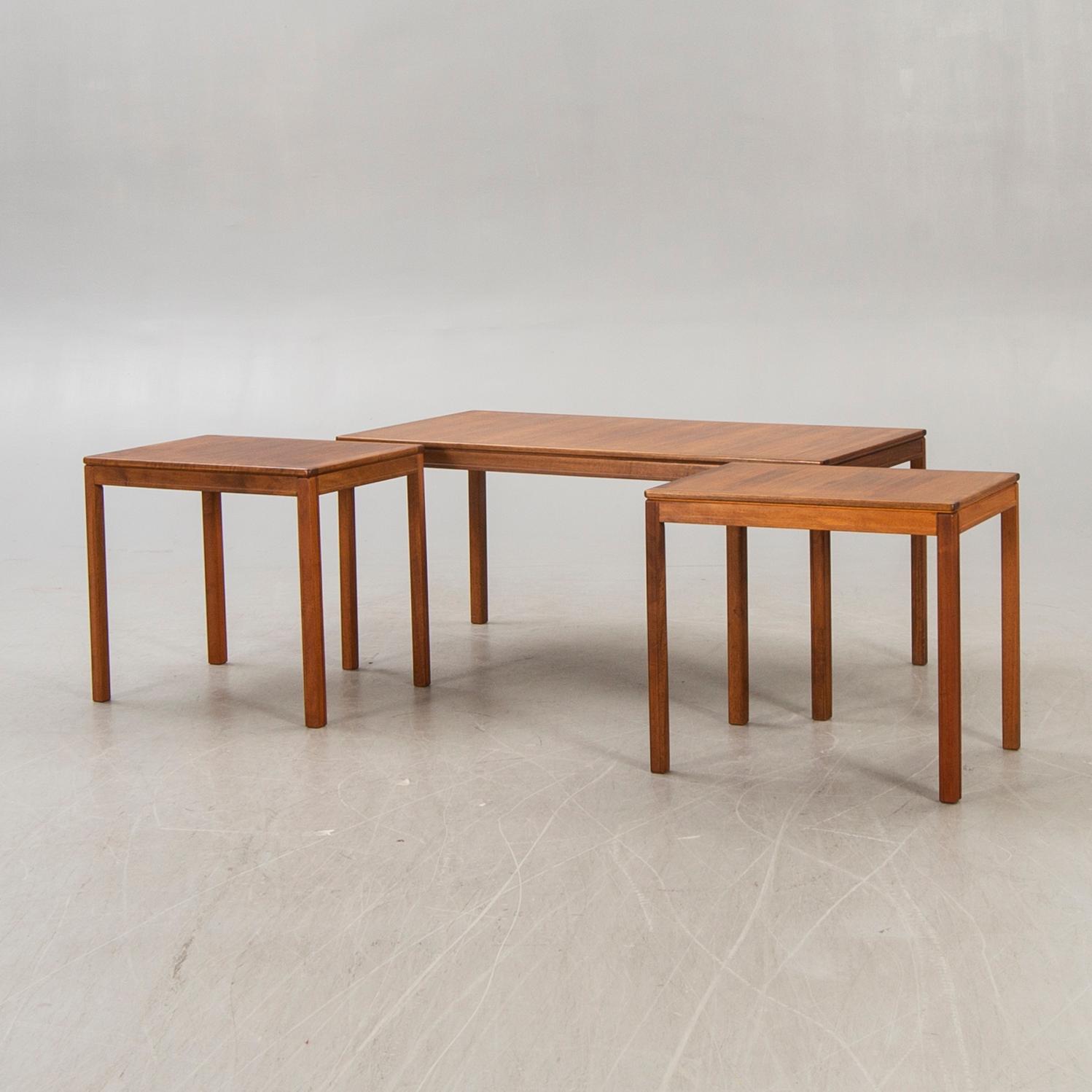 Sven Engström & Gunnar Myrstrand, a set of three teak coffee tables "Kaskad" Tingströms 1960s.