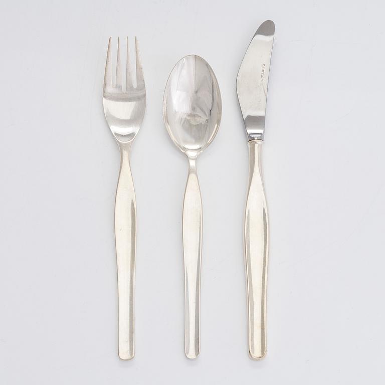 Tapio Wirkkala, A 130-piece set of 'Tapio' silver cutlery, Kultakeskus, Hämeenlinna 1960-1970s.