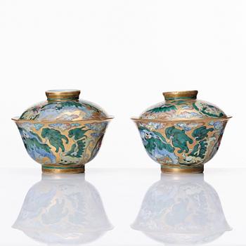 A pair of cups with covers, Qing dynasty, 19th Century.