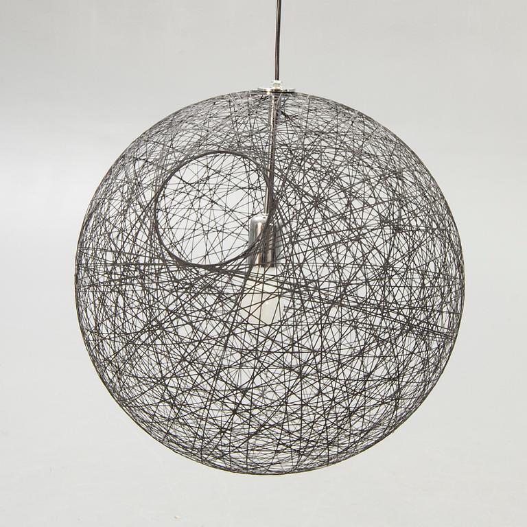 Mooi,  "Random light", ceiling lamp.
