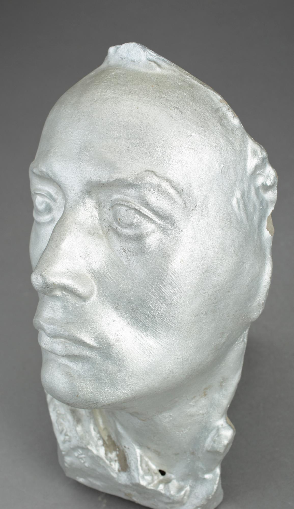 SKULPTUR, gips, Michail Katz, signerad och daterad 1936. Föreställande Gösta Ekman d.ä.