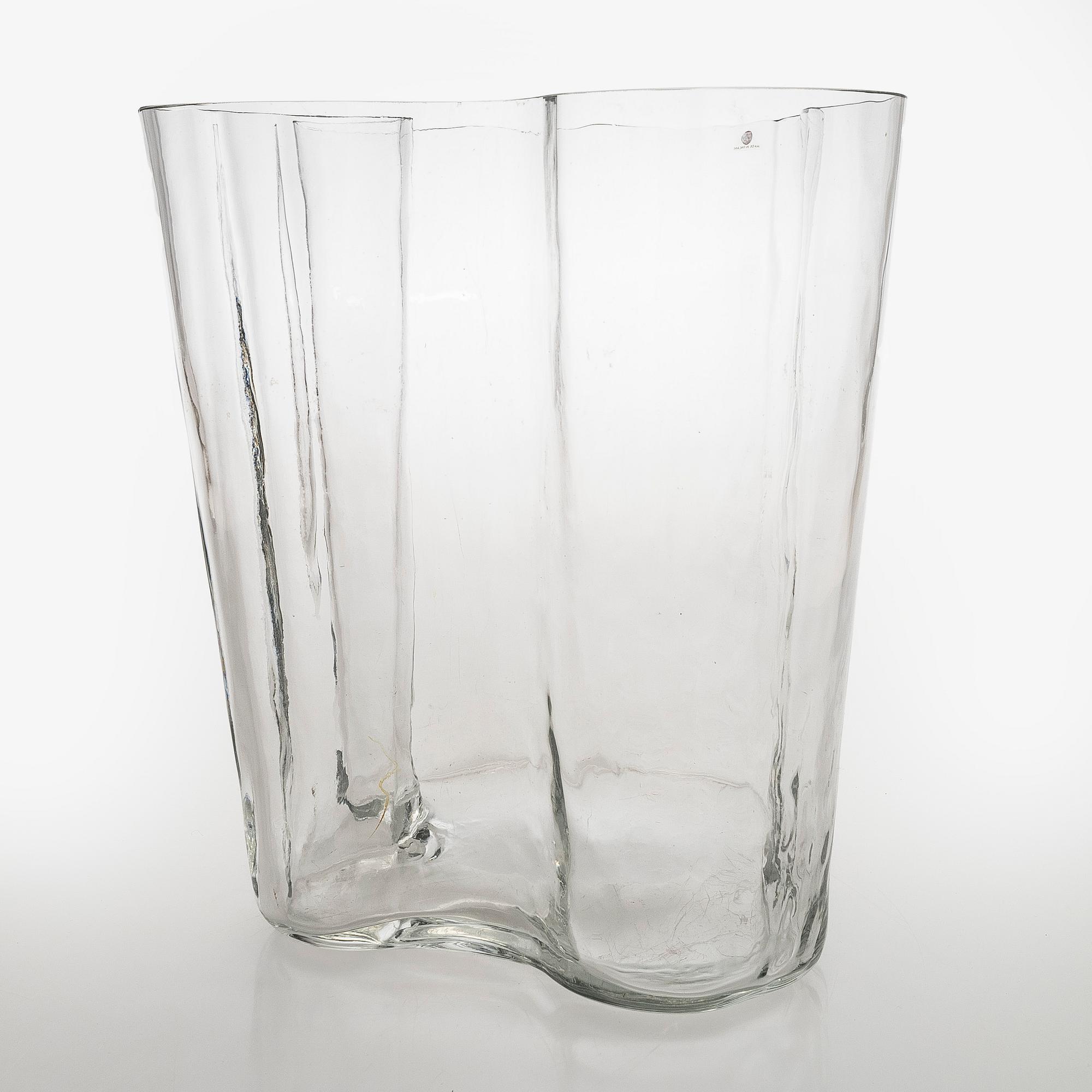 Alvar Aalto, maljakko, 3031, signeerattu Alvar Aalto, 1960/70-luku.