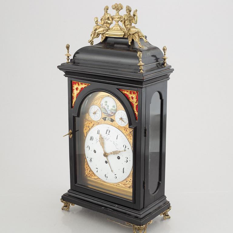 An Austrian mantle clock. by Franz Weiskopf, Vienna, from around the year 1800.