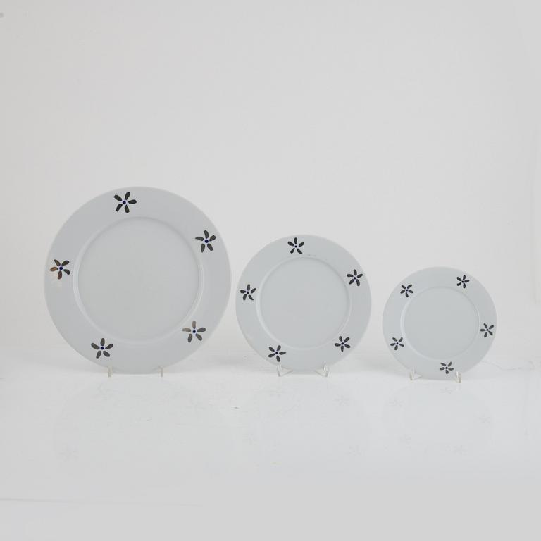 Jonas Bohlin, service parts, 26 pcs, porcelain, "Qvint", Rörstrand.