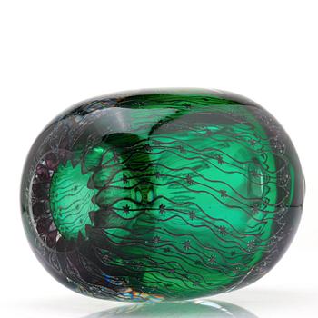 Edvin Öhrström, an "Ariel" glass vase, Orrefors, Sweden 1948.