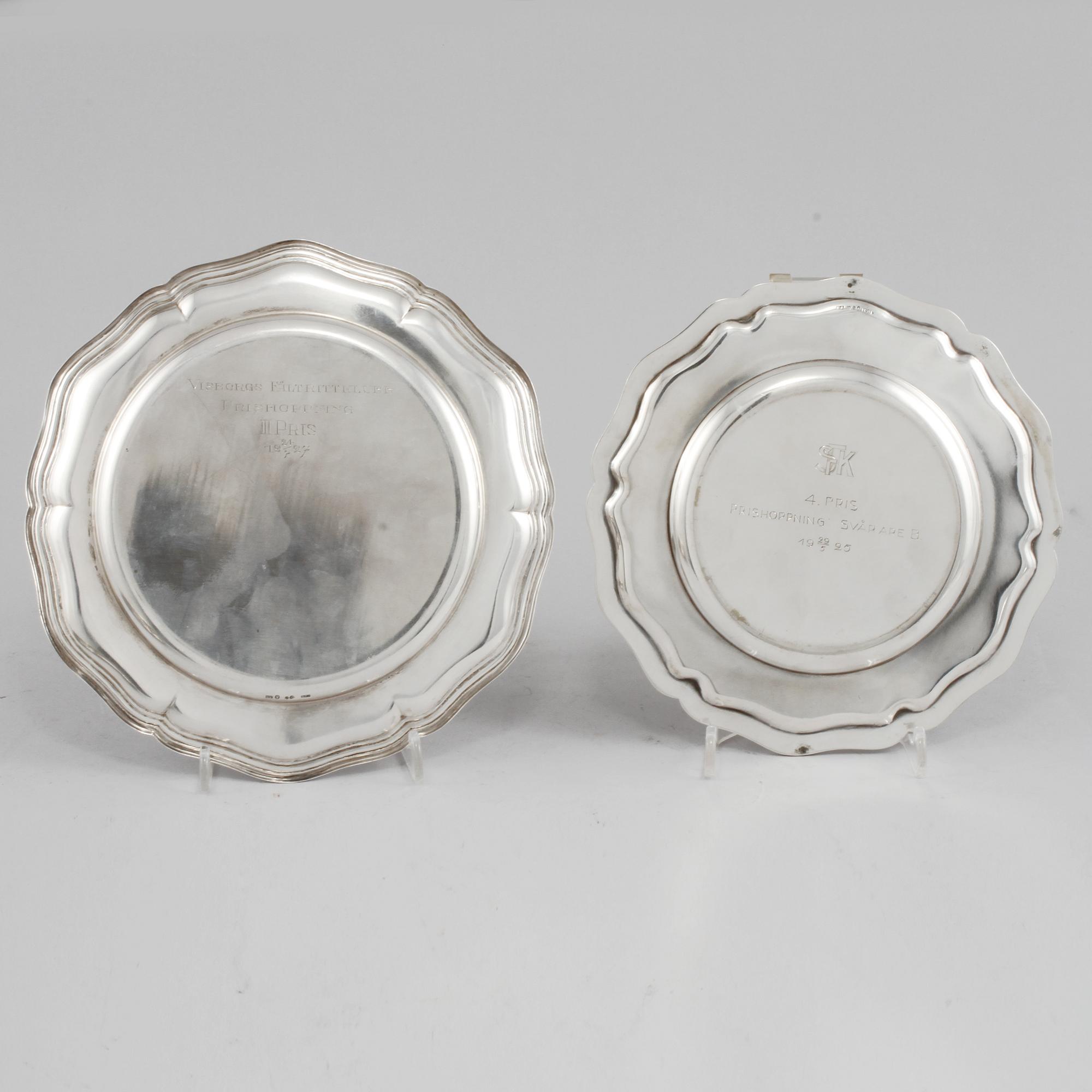 TALLRIKAR, 9 + 2 st, silver, C G Hallberg och K Andersson, Stockholm, 1920-tal, total vikt 2060 g.