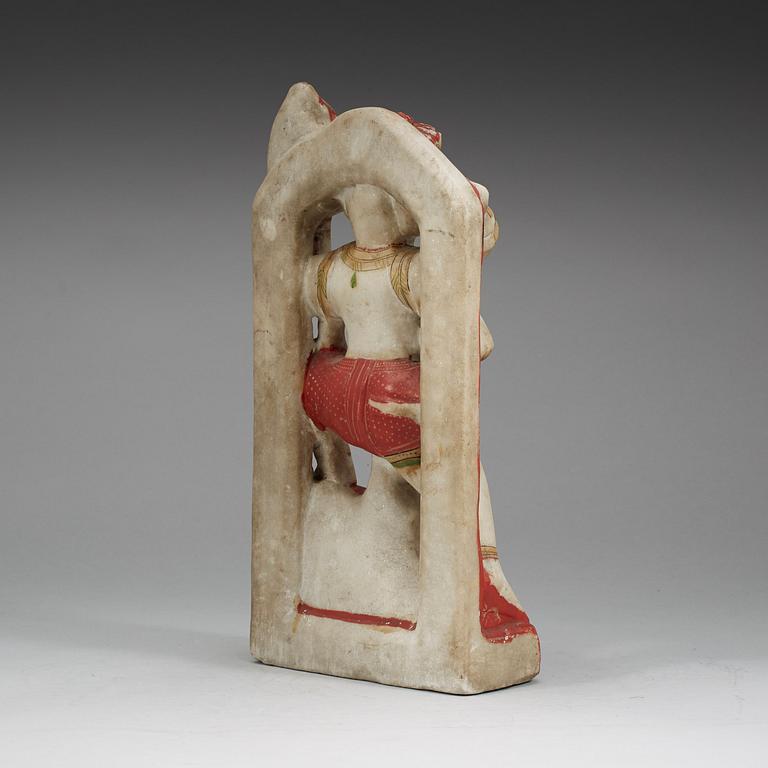 SKULPTUR, alabaster. Indien, 1800-tal.