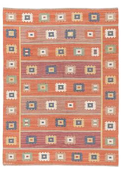 427. Märta Måås-Fjetterström, a carpet, "Röd grön äng", flat weave, ca 262 x 198 cm, signed AB MMF.