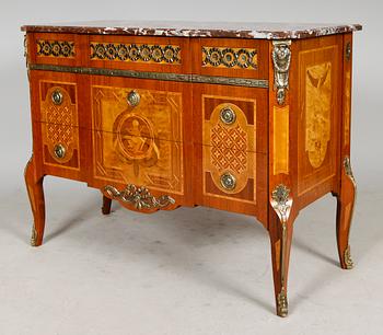 BYRÅ, gustaviansk stil, sk Hauptkopia, 1900-talets andra hälft.