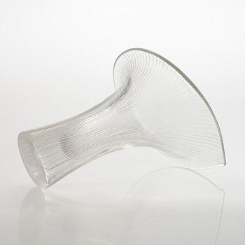 Tapio Wirkkala, maljakko, "Kanttarelli", signeerattu Tapio Wirkkala, Iittala.