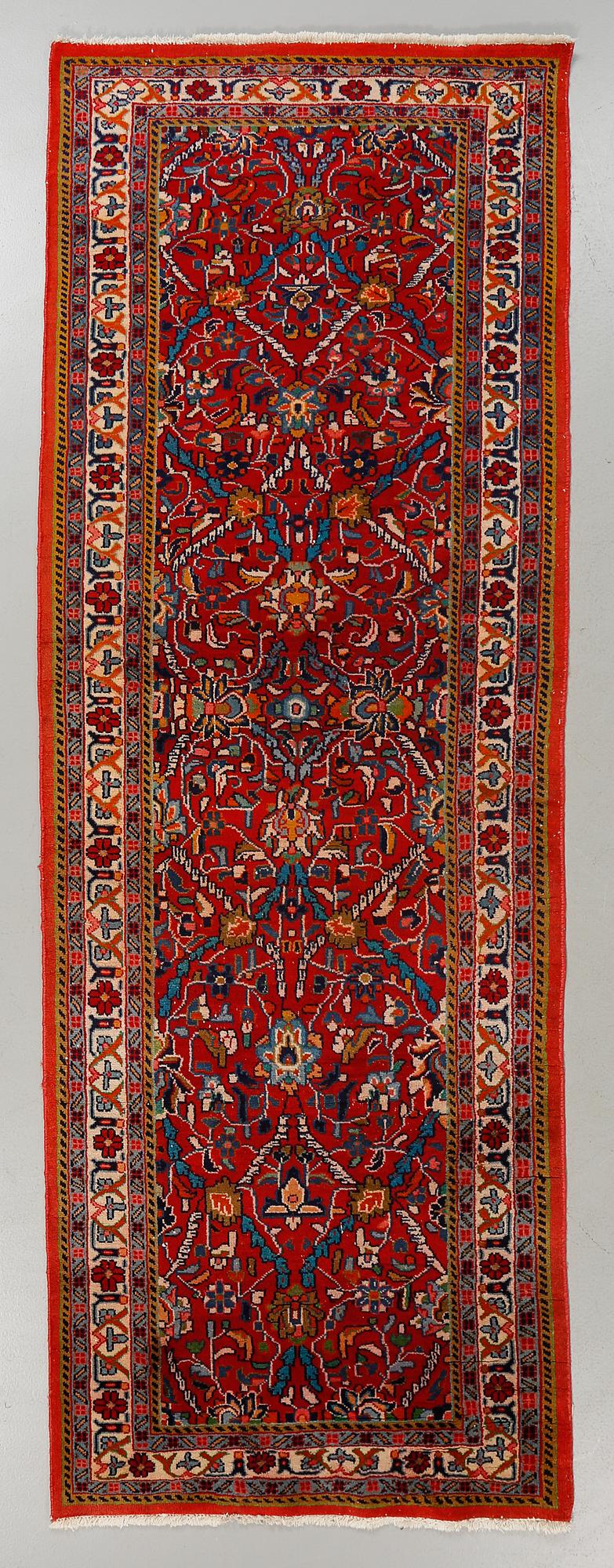 MATTA, orientalisk, 1900-talets andra hälft, ca 290 x 105 cm.