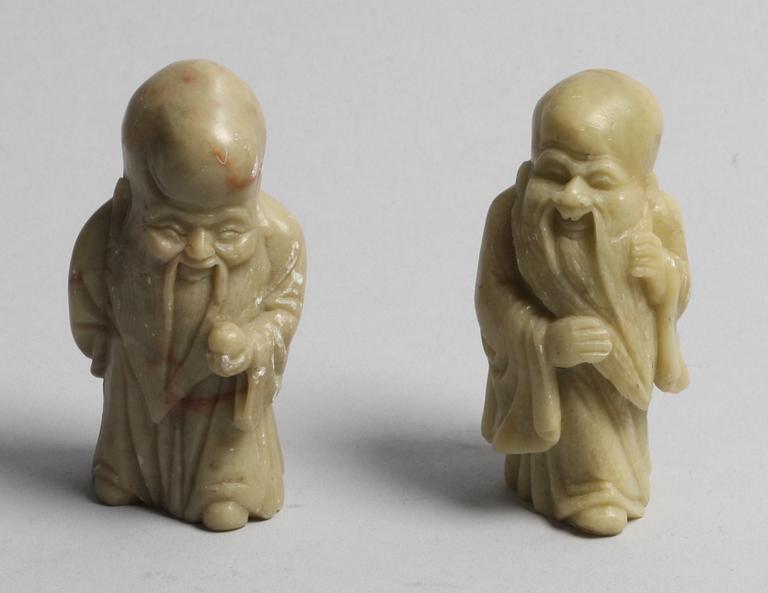 FIGURINER, 2 st, sten, ostasien, 1900-tal.