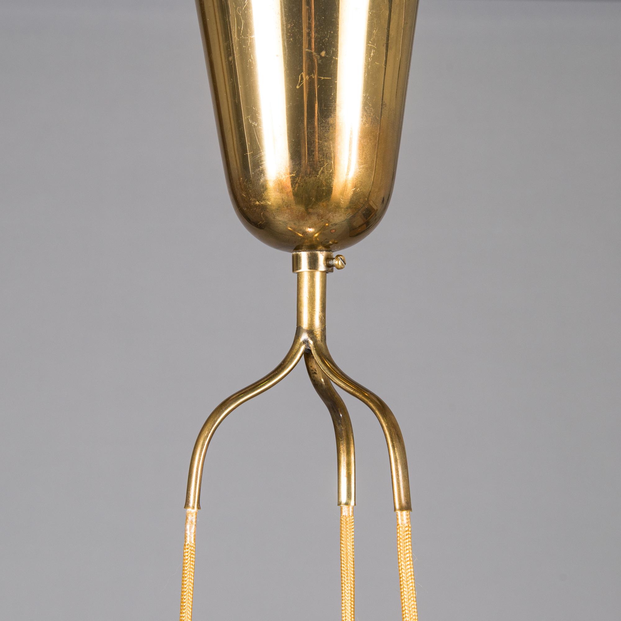 Paavo Tynell, A mid-20th century chandelier for Taito, Finland.