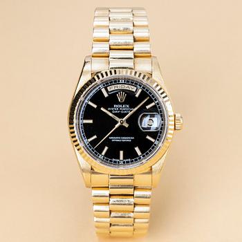 1084. Rolex, Day-Date, "Black & Champagne Dial", ca 1998.