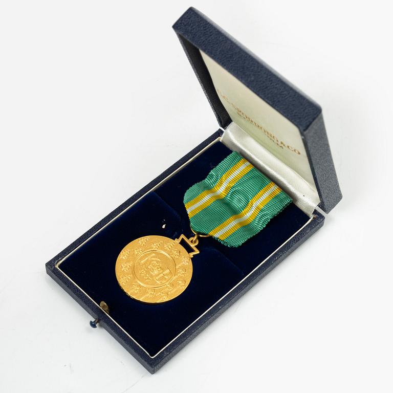 An 18K gold medal, Sporrong, Stockholm 1958.