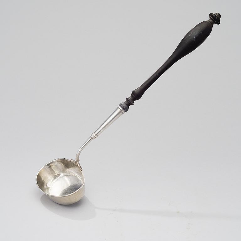 KAUHA, hopeaa ja puuta, Lorenz Georg Weis (1791-1829), Norrköping, Ruotsi 1795.