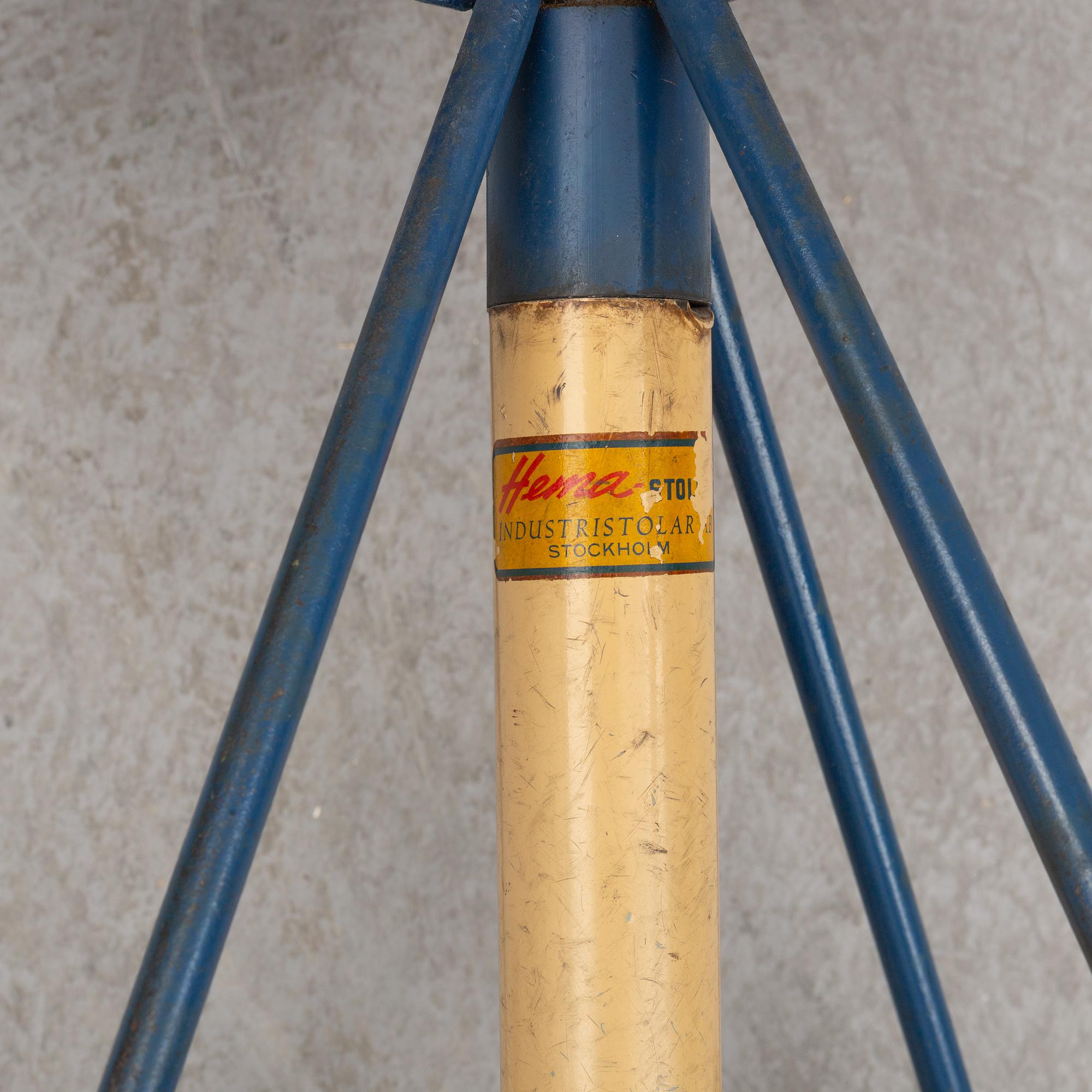 PALL, metall, "Hema-stolen" Industristolar AB, Stockholm, 1960-tal.