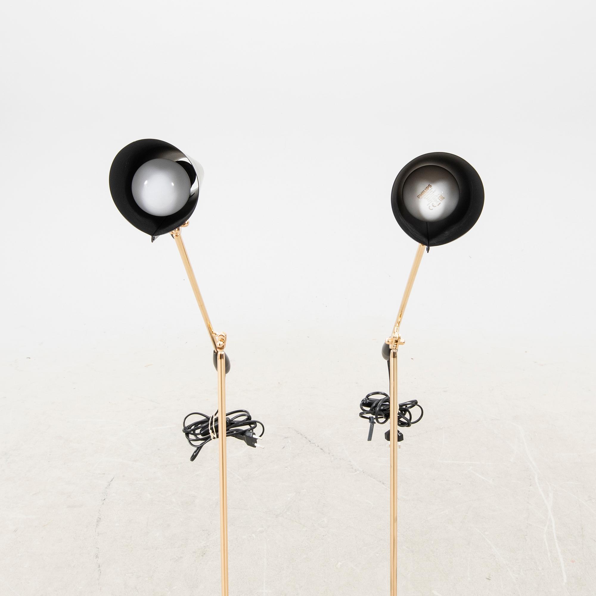 Birger Dahl, golvlampor 1 par, "Birdy"  Northern, 2000-tal.