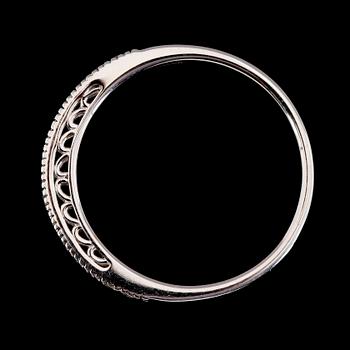 RING, 10K vitguld, diamanter tot ca 0.13 ct.