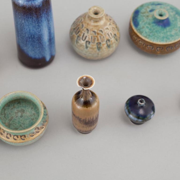 14 miniatures in stoneware, mid 20th century.