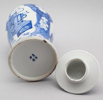 LOCKURNA, porslin, Kina, 1800-/1900-tal.