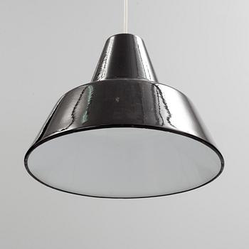 TAKLAMPA, "Verkstadspendel", Louis Poulsen. Diameter 27 cm.