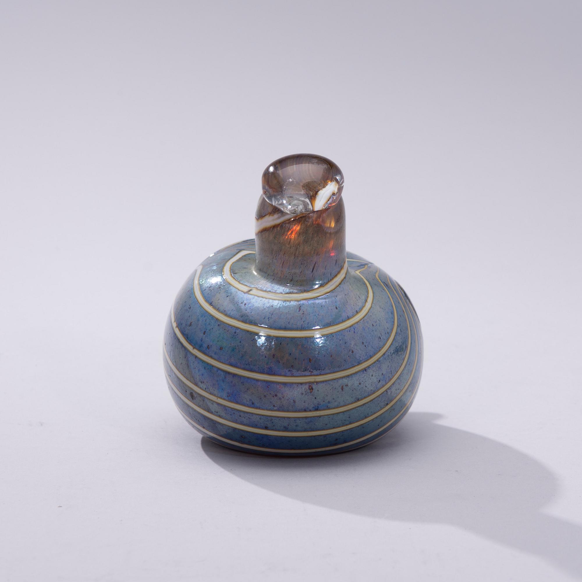 FIGURIN, 2 st, glas, signerad O. Toikka Nuutajärvi samt Oiva Toikka Nuutajärvi Notsjö.