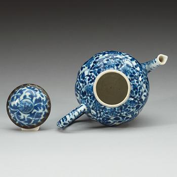 TEKANNA med LOCK, kompaniporslin, Kina. Qing dynastin, Kangxi (1662-1722).