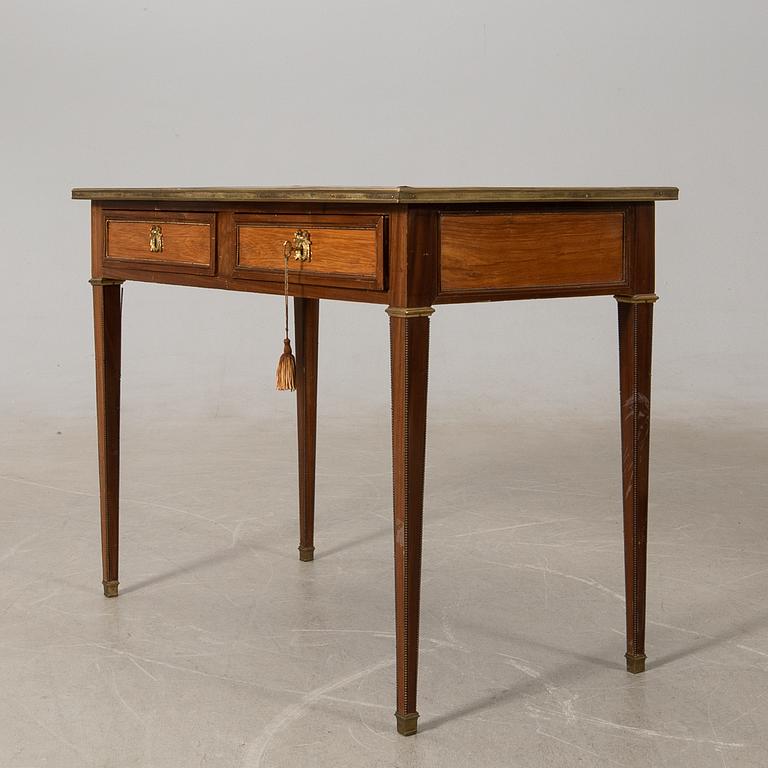 Desk, first half of the 20th century.