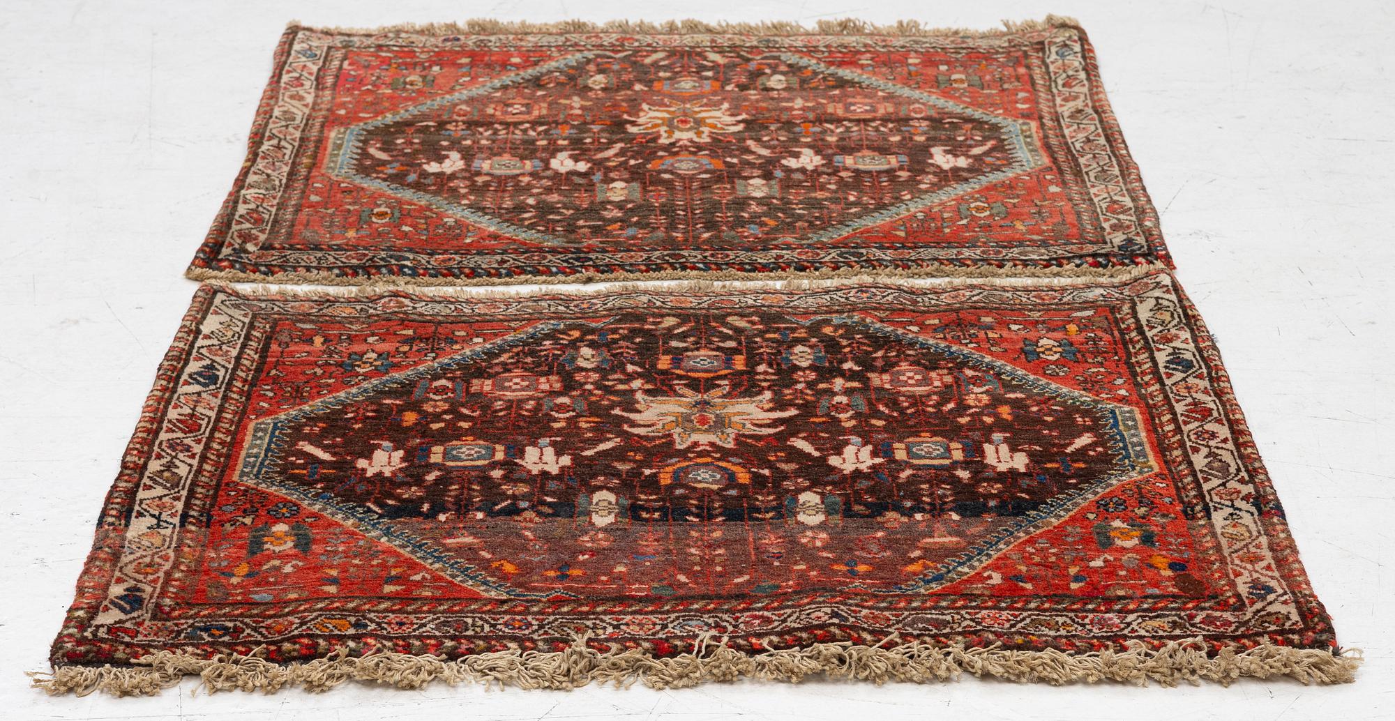 Mattor/framsidor till sadelväskor, ett par, Afshar, ca 52 x 75 cm vardera.