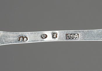 TESKEDAR, 6 st, silver, 17/1800-tal. Vikt 60,7 g.