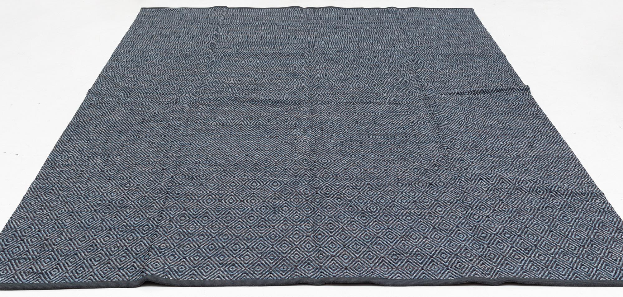 Gunilla Lagerhem Ullberg, a 'Gåsöga' carpet, c. 370 x 232 cm.