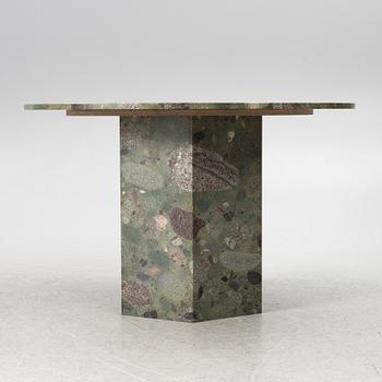 Matbord, "Blockgatan", Vikens Hantverkeri, samtida.