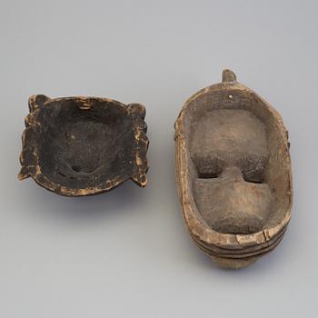 2 asian masks, 20th century.